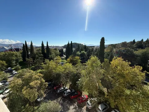 Izdavanje, jednosoban stan, 53m², Preko Morače, Podgorica - image 8