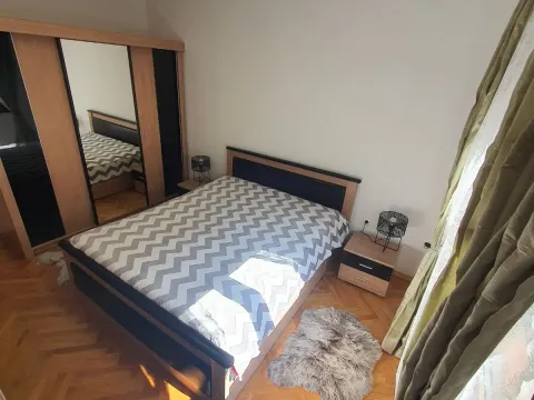 Izdavanje, jednosoban stan, 54m², Blok 6, Podgorica - image 6