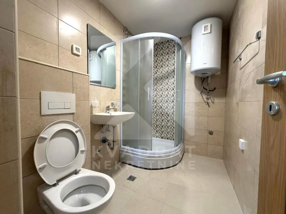 Prodaja, jednosoban stan, 53m², Stari Aerodrom, Podgorica