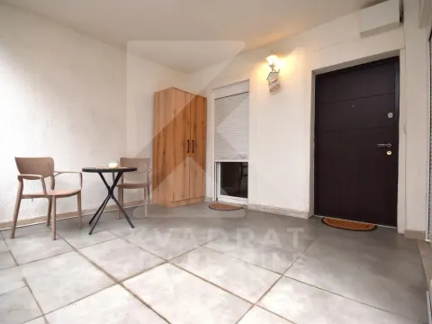 Rent, two bedroom apartment, 87m², Momišići, Podgorica - image 17