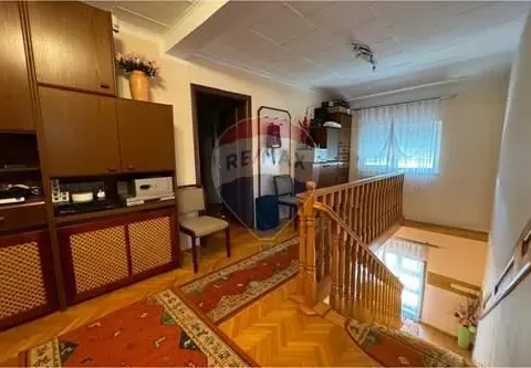 Sale, house, 1874m², Centar, Bar - image 29