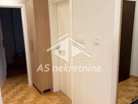 Izdavanje, trosoban stan, 100m², Vukov Spomenik, Zvezdara Sve Podlokacije - image 9