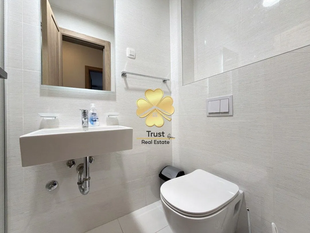 Izdavanje, dvosoban stan, 70m², Master Kvart, Podgorica