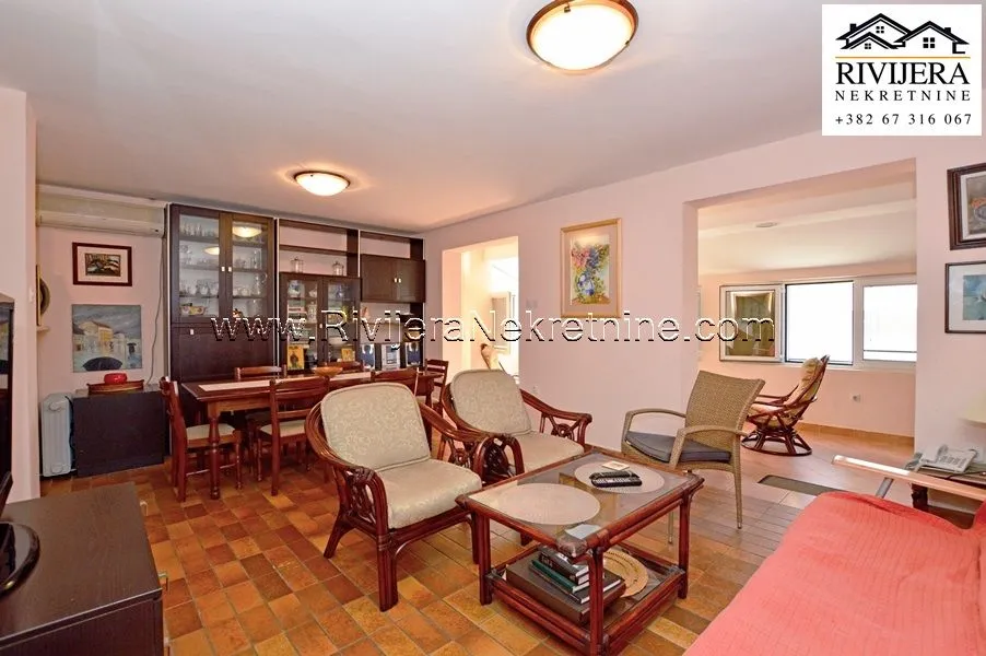 Prodaja, kuća, 184m², Savina, Herceg Novi
