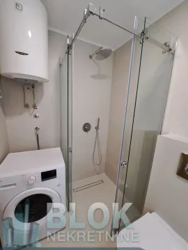 Izdavanje, jednosoban stan, 50m², New City, Podgorica - image 8