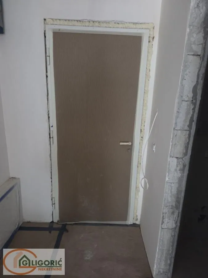Prodaja, trosoban stan, 66m², Vukov Spomenik, Zvezdara Sve Podlokacije