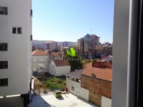 Izdavanje, dvosoban stan, 54m², Medijana, Niš - image 10