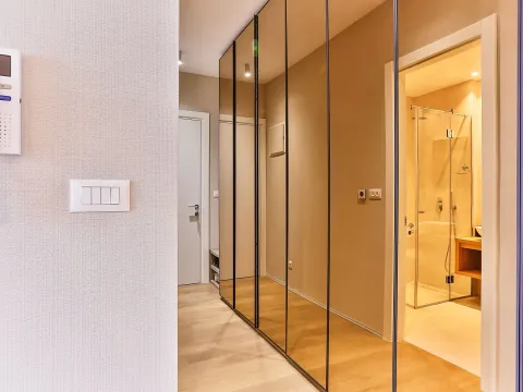 Rent, one bedroom apartment, 53m², Centar, Budva - image 2