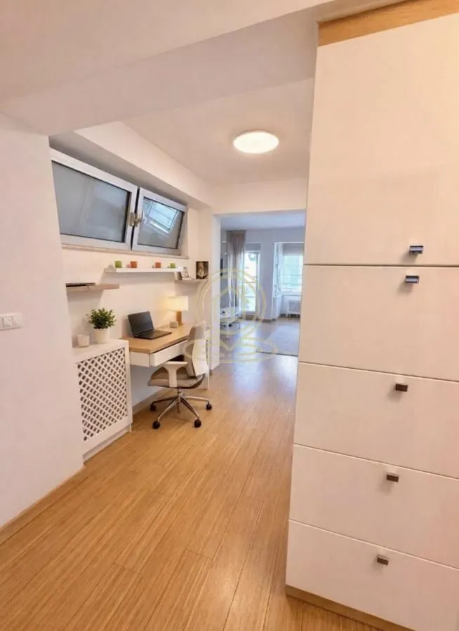 Izdavanje, trosoban stan, 102m², Vračar Hram, Vračar Sve Podlokacije