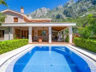 Prodaja, kuća, 305m², Orahovac, Kotor - image 3