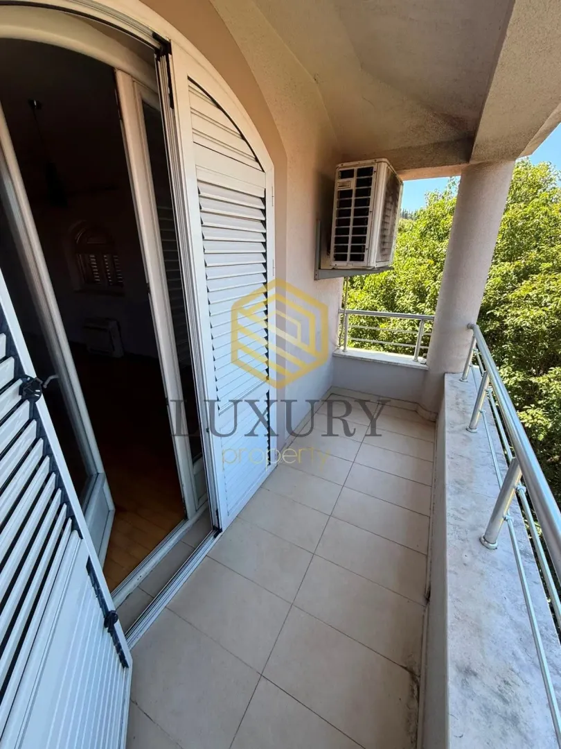 Izdavanje, dvosoban stan, 65m², Zagorič, Podgorica