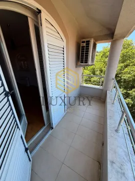 Izdavanje, dvosoban stan, 65m², Zagorič, Podgorica - image 11