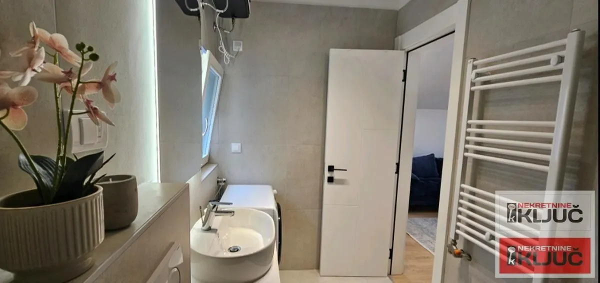 Izdavanje, jednosoban stan, 36m², Centar, Novi Sad