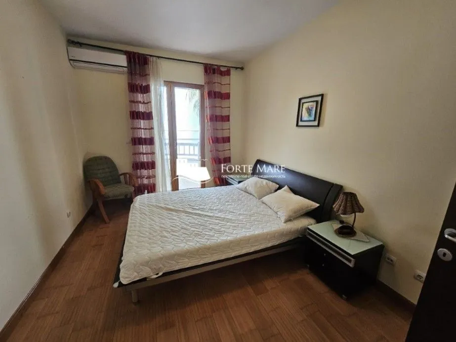 Sale, three bedroom apartment, 146m², Sveti Stefan, Budva