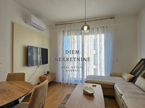 Rent, two bedroom apartment, 55m², Bar, Crna Gora - image 1