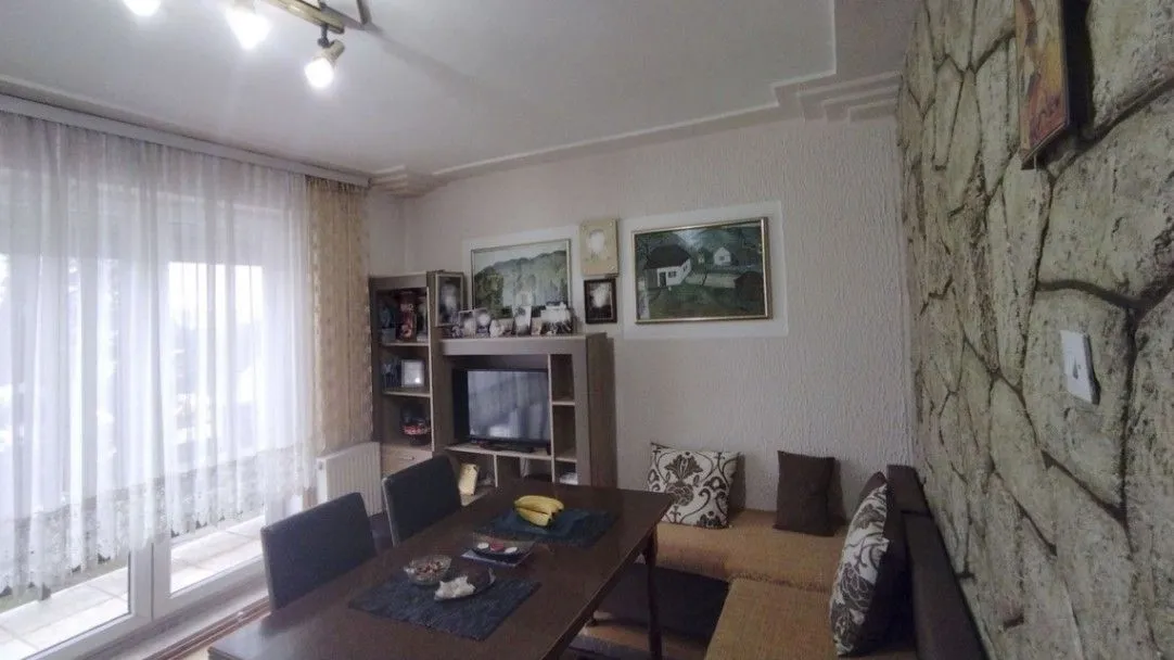 Prodaja, kuća, 226m², Klupci, Loznica