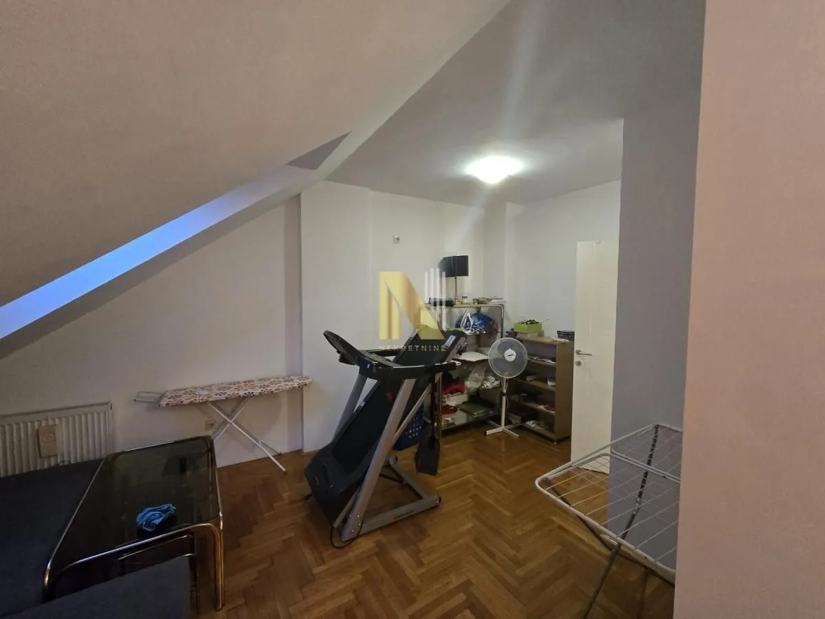 Prodaja, trosoban stan, 80m², Socijalno, Novi Sad Sve Podlokacije