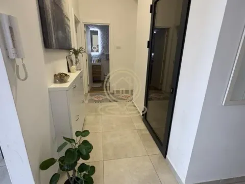 Prodaja, trosoban stan, 86m², Petrovaradin, Novi Sad - image 12