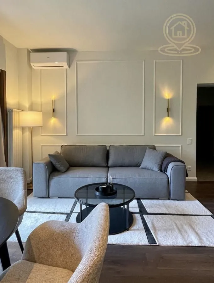 Prodaja, trosoban stan, 86m², Centar, Novi Sad