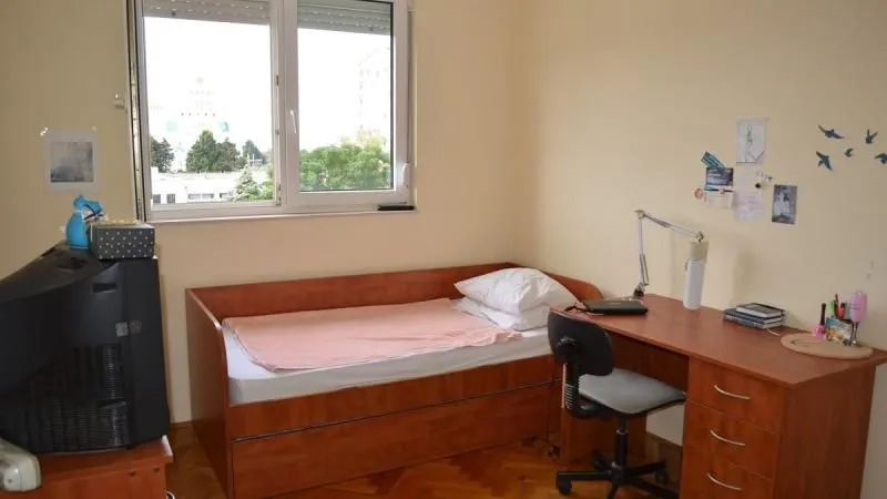 Sale, three bedroom apartment, 106m², Bar, Crna Gora