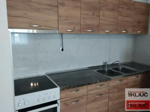 Izdavanje, jednosoban stan, 45m², Petrovaradin, Novi Sad - image 6