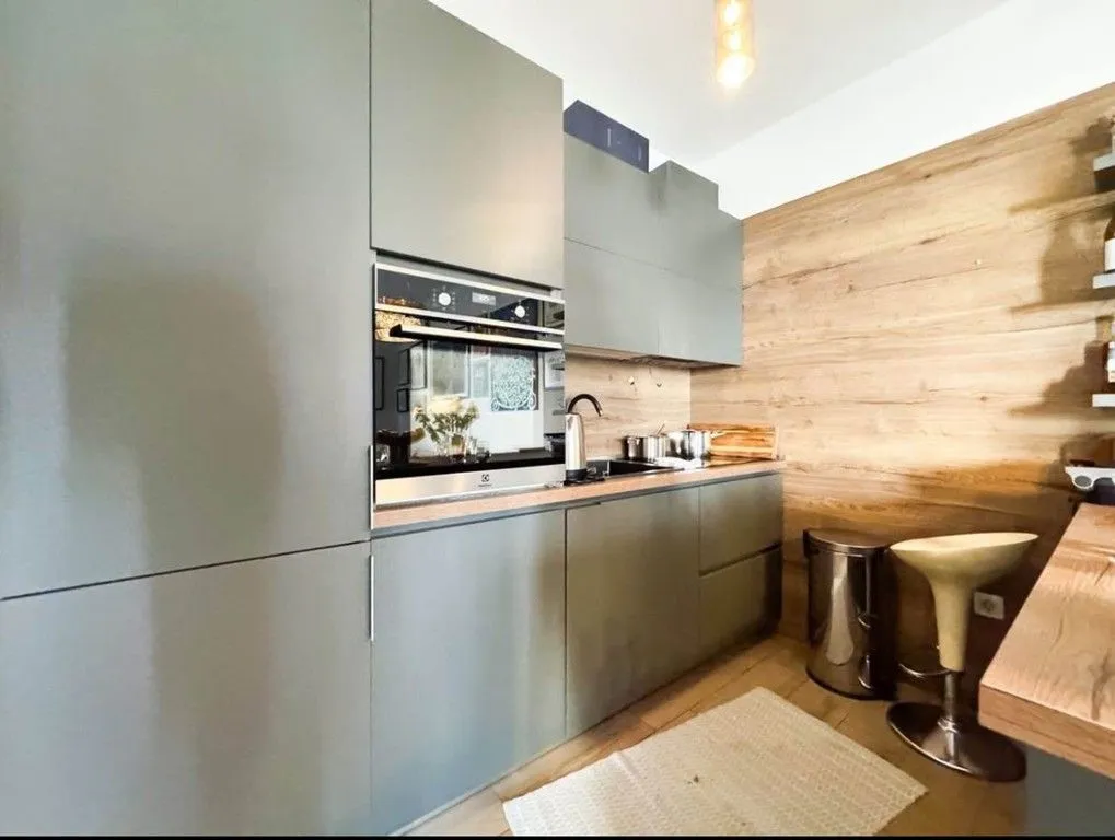 Prodaja, dvosoban stan, 63m², Nova Dalmatinska, Podgorica