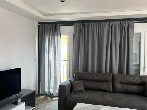 Rent, two bedroom apartment, 70m², Kalimanj, Tivat - image 8