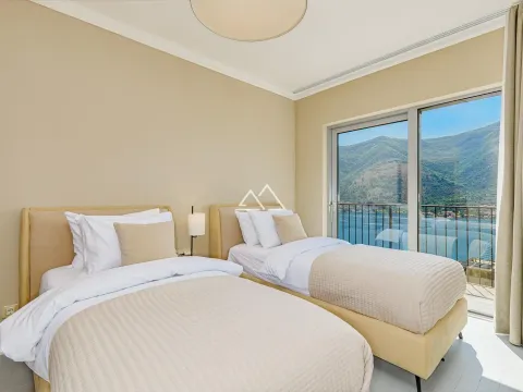 Prodaja, trosoban stan, 158m², Dobrota, Kotor - image 12