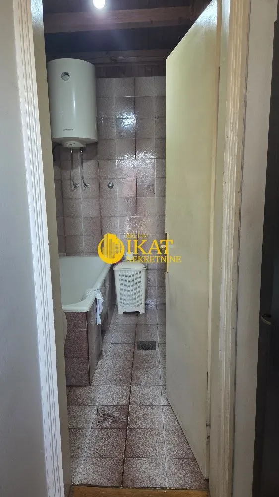 Prodaja, stan, 109m², Galenika, Beograd