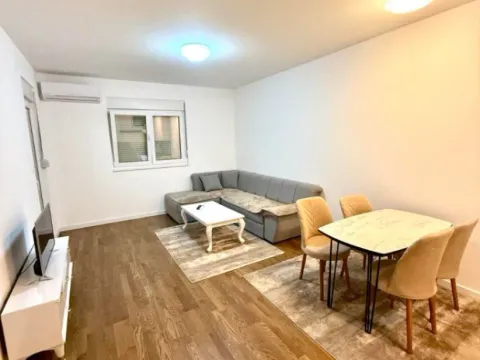 Rent, one bedroom apartment, 47m², Stari Aerodrom, Podgorica - image 3