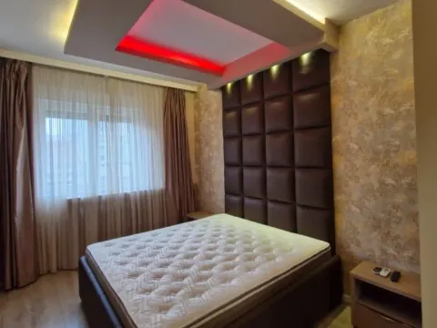 Izdavanje, dvosoban stan, 75m², Kalenić Pijaca, Vračar Sve Podlokacije - image 6