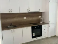 Izdavanje, garsonjera, 32m², Bečići, Budva - image 4