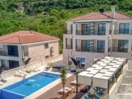 Sale, house, 450m², Sveti Stefan, Budva - image 4