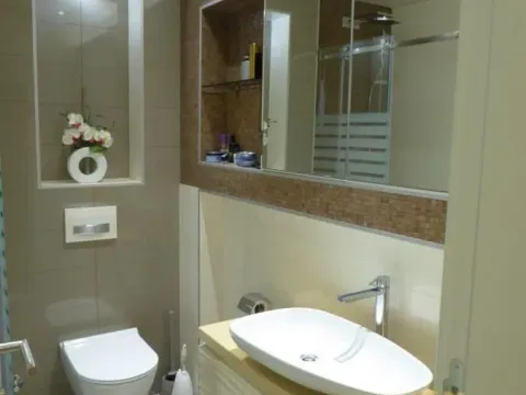 Izdavanje, trosoban stan, 69m², Uciteljsko Naselje, Zvezdara Sve Podlokacije - image 10