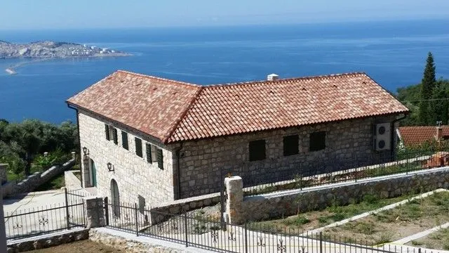 Sale, house, 400m², Šušanj, Bar