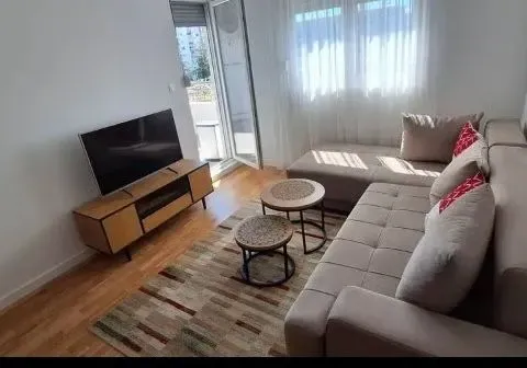 Rent, one bedroom apartment, 45m², Zabjelo, Podgorica - image 1