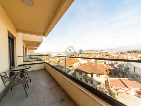 Izdavanje, jednosoban stan, 60m², Stara Varoš, Podgorica - image 12