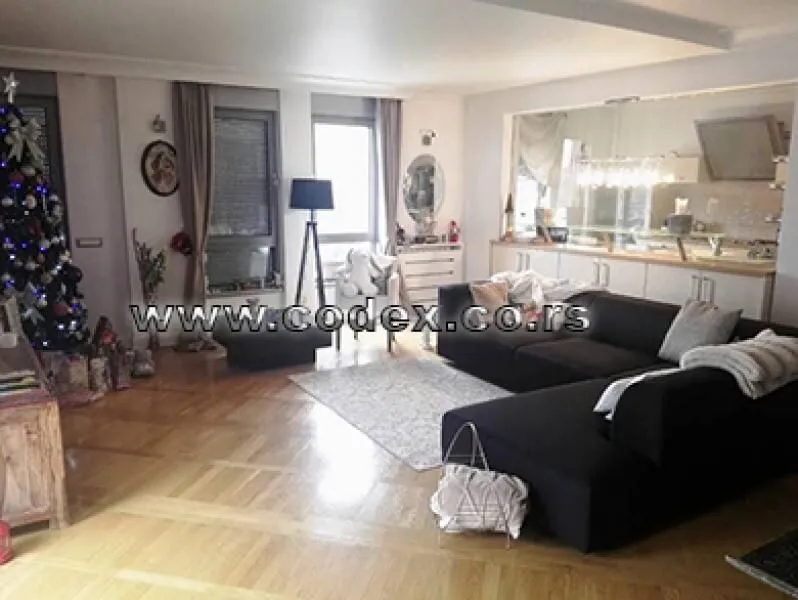 Izdavanje, četvorosoban stan, 210m², Bezanijska Kosa 1, Bežanijska Kosa Sve Podlokacije