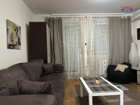 Rent, studio apartment, 28m², Cara Dušana, Novi Sad Sve Podlokacije - image 5
