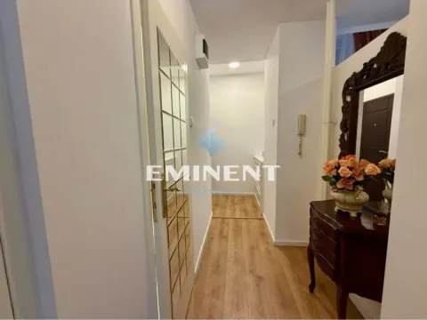 Izdavanje, trosoban stan, 70m², Novi Beograd Sve Podlokacije, Beograd - image 9