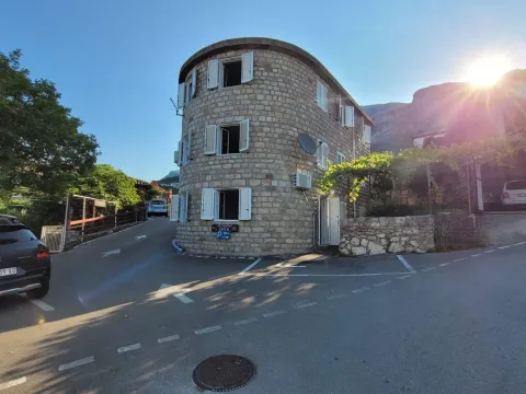 Prodaja, kuća, 150m², Budva, Crna Gora - image 20