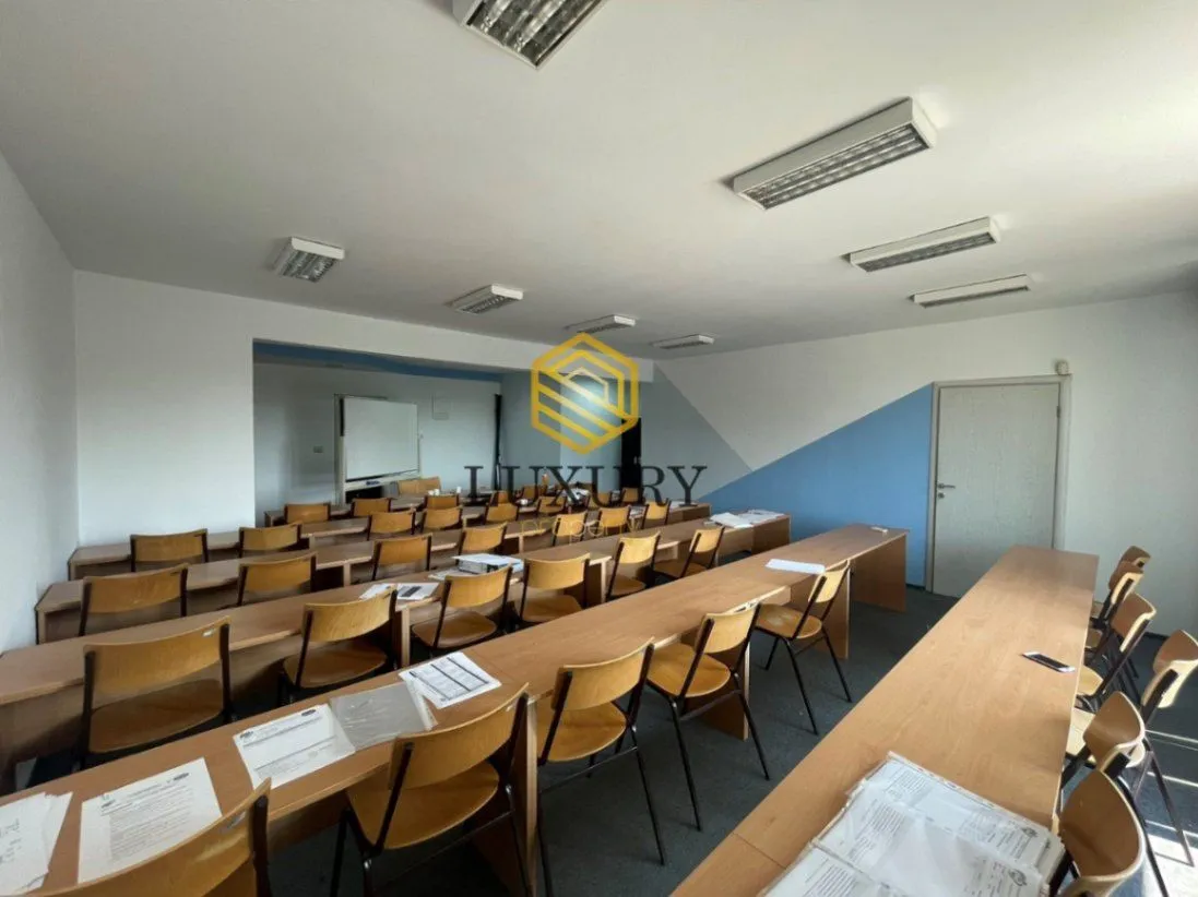 Rent, office space, 160m², Kod Big Fashion-a, Podgorica