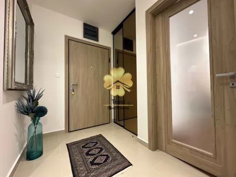 Izdavanje, dvosoban stan, 73m², Master Kvart, Podgorica - image 6