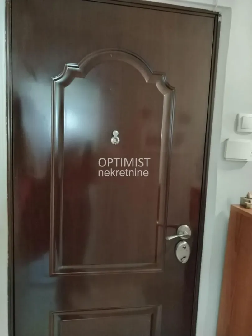 Prodaja, trosoban stan, 69m², Voždovac Sve Podlokacije, Beograd