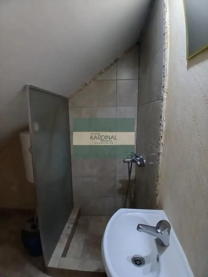 Prodaja, trosoban stan, 115m², Raj, Vrnjačka Banja