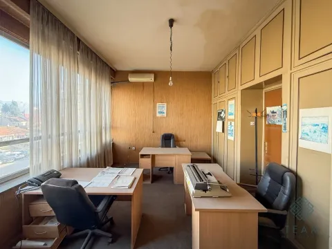 Prodaja, poslovni prostor, 54m², Centar, Podgorica - image 3