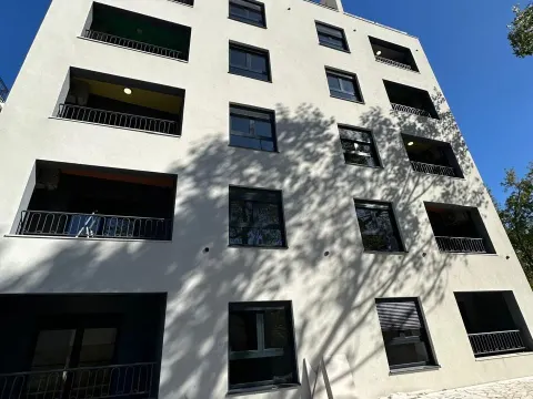 Rent, three bedroom apartment, 100m², Zagorič, Podgorica - image 8