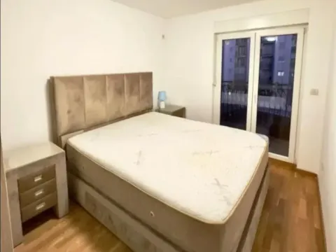 Izdavanje, jednosoban stan, 45m², City Kej, Podgorica - image 5