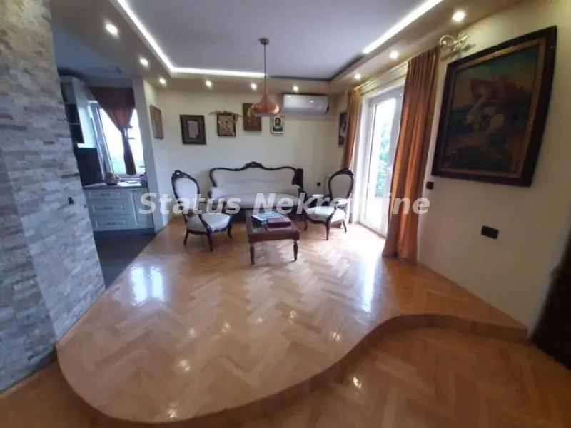 Sale, house, 582m², Tatarsko brdo, Petrovaradin
