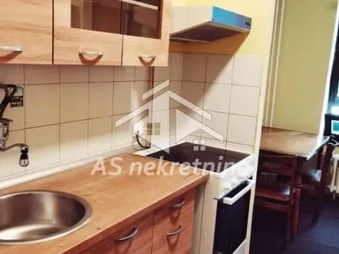 Izdavanje, trosoban stan, 75m², Tašmajdan, Palilula Sve Podlokacije - image 5